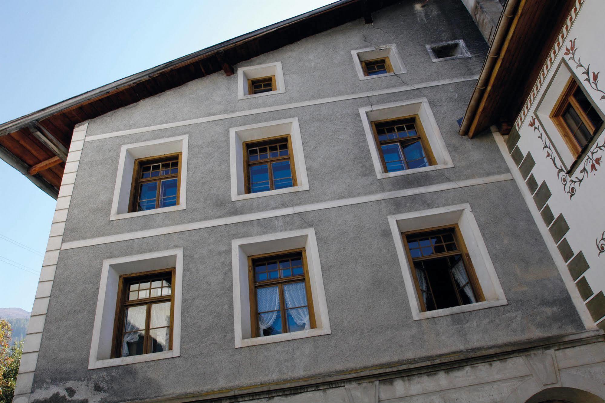 Sta-Maria Youth Hostel Santa Maria Val Muestair Ngoại thất bức ảnh