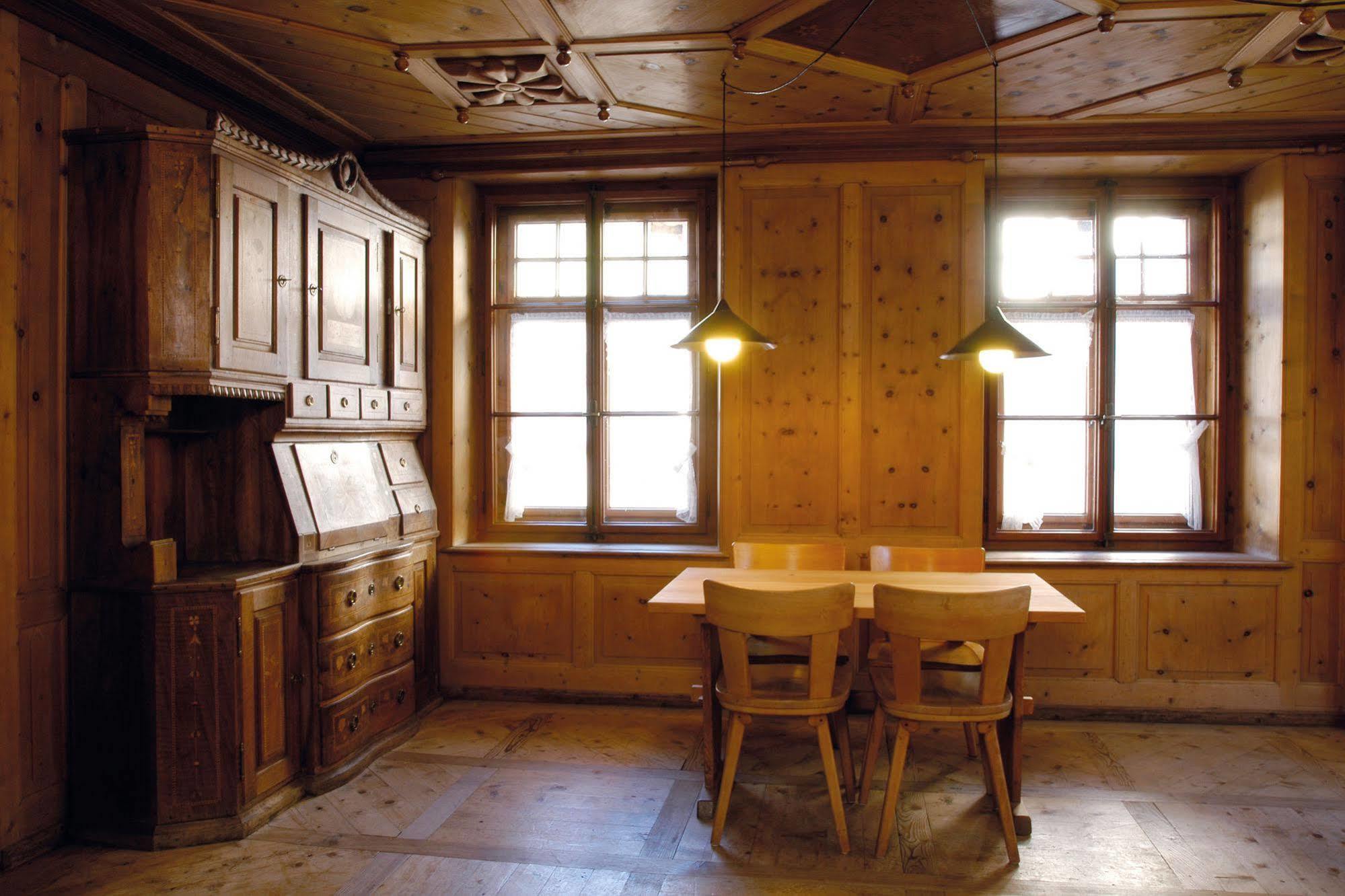 Sta-Maria Youth Hostel Santa Maria Val Muestair Ngoại thất bức ảnh