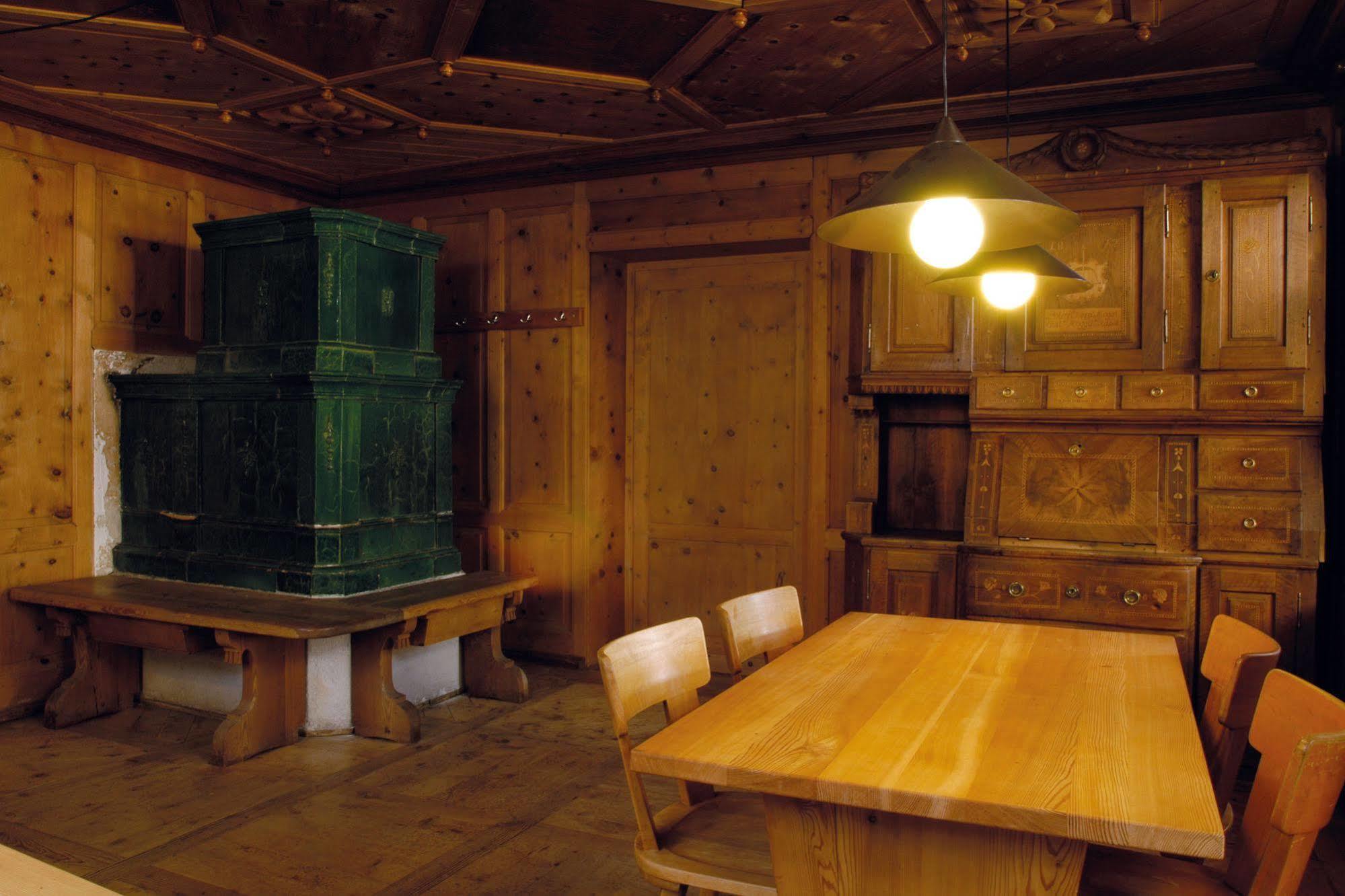 Sta-Maria Youth Hostel Santa Maria Val Muestair Ngoại thất bức ảnh