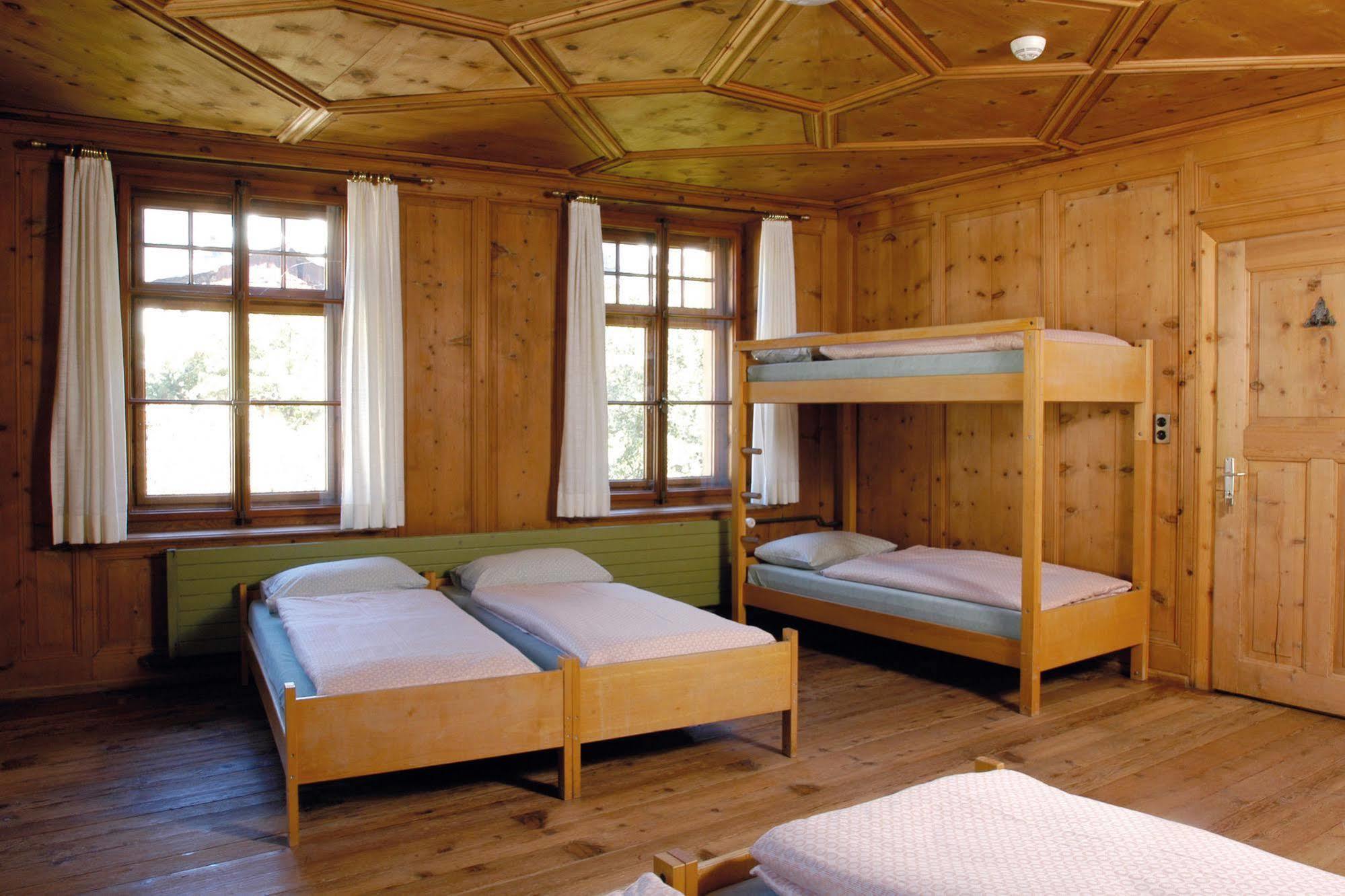 Sta-Maria Youth Hostel Santa Maria Val Muestair Ngoại thất bức ảnh