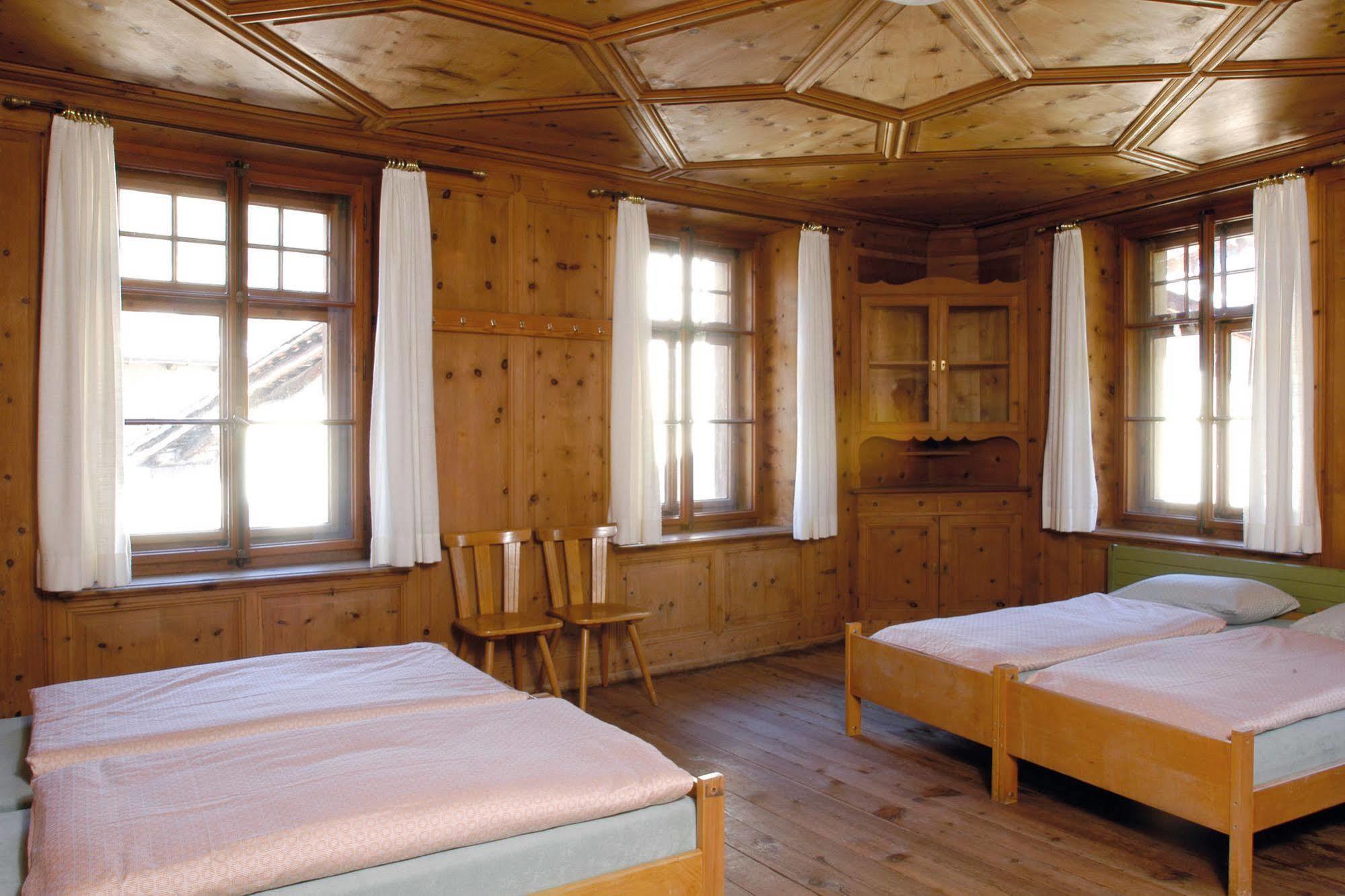 Sta-Maria Youth Hostel Santa Maria Val Muestair Ngoại thất bức ảnh